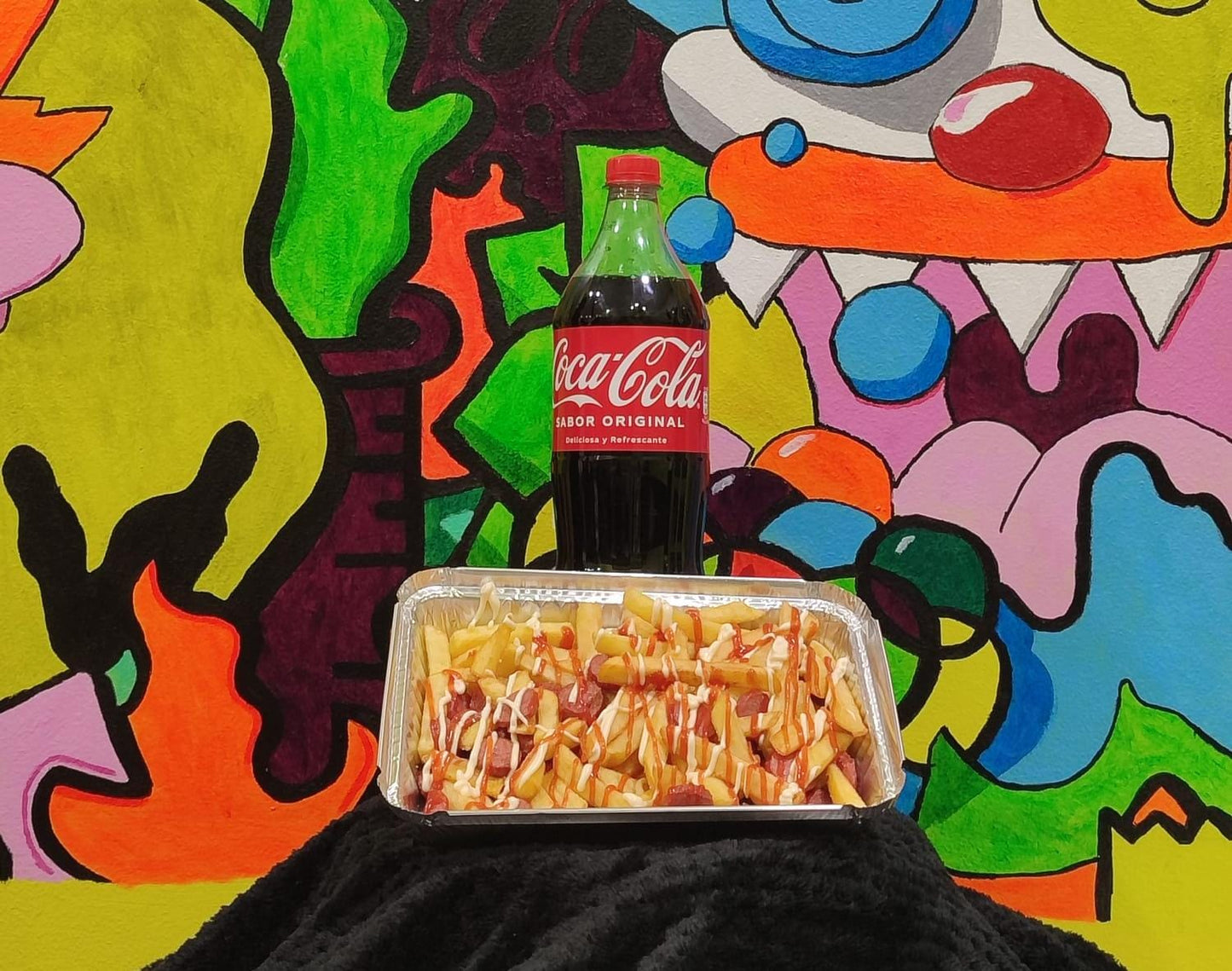 Salchipapas + Bebida 1l